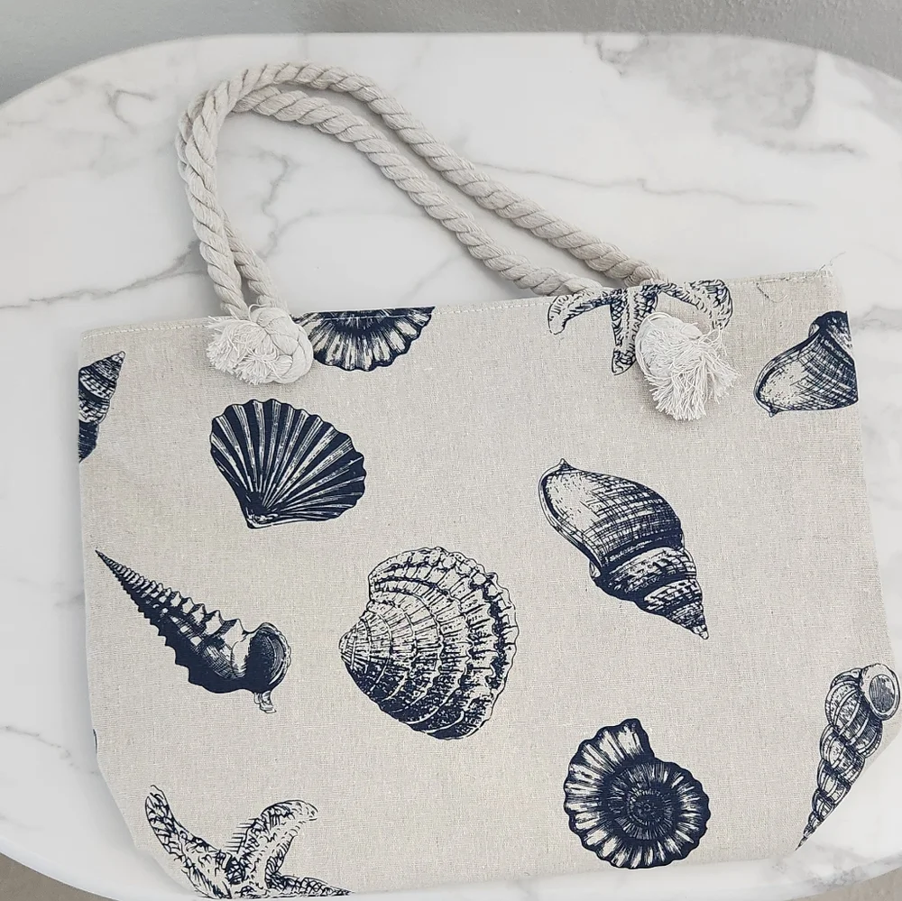 Womens Large Seashell Print Zipper Tote Bag - Picture 6 of 8